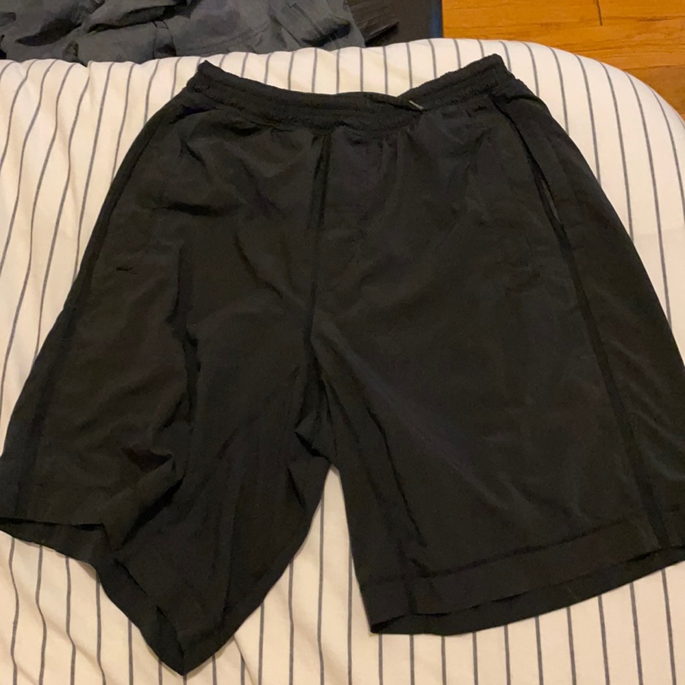 Men’s Lululemon shorts